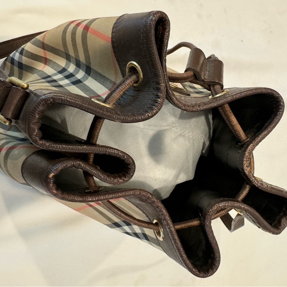 Authentic Burberry vintage bucket bag - Picture 8 of 10